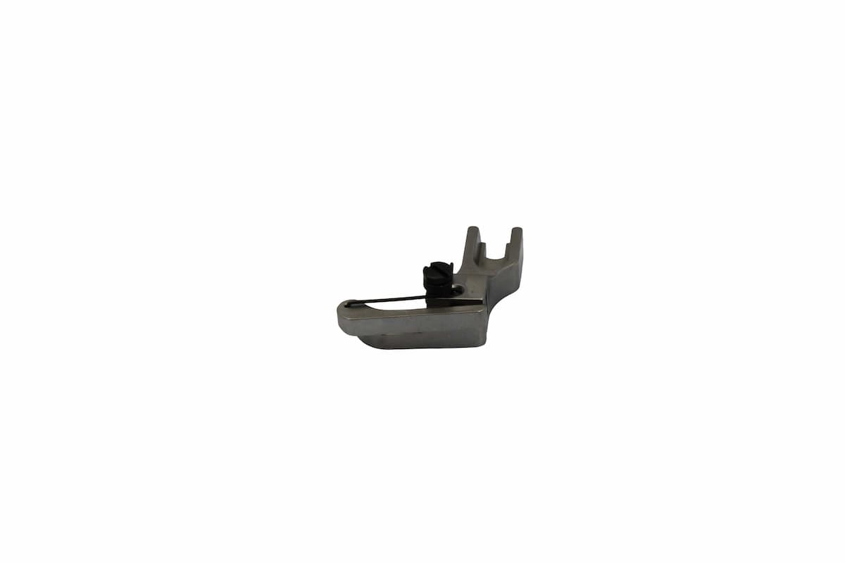 YÜRÜYEN IĞNE DÜZ MAKİNA YAY DESTEKLİ SAĞ ÇIMA AYAĞI   0,74 MM - 2