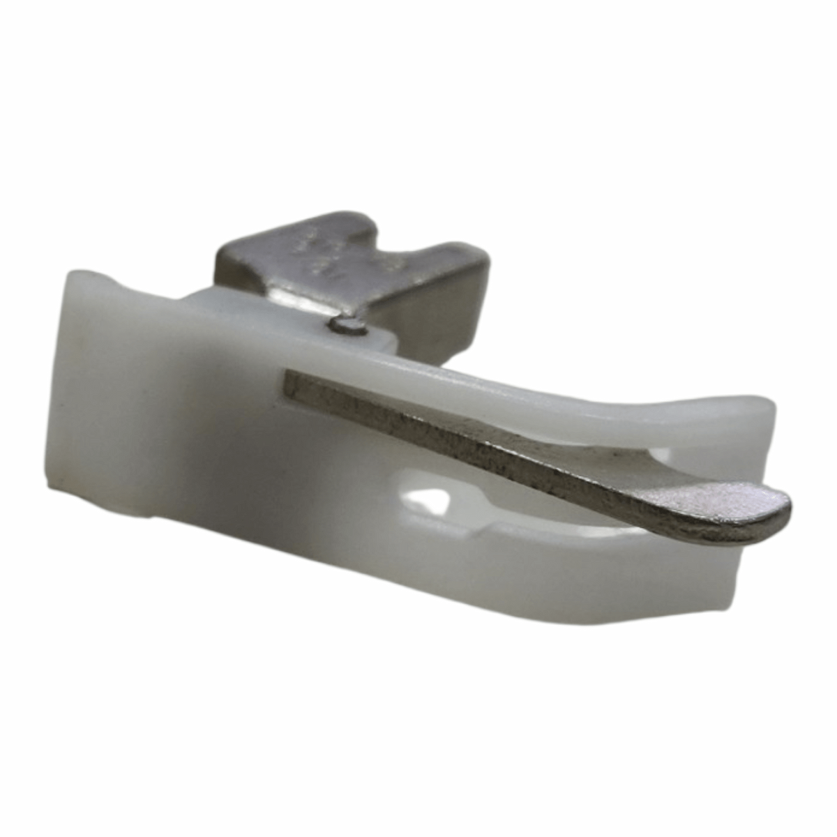 DÜZ MAKİNA BEYAZ OYNAR ÇIMA SOL PLASTİK TABANLI AYAK - 2