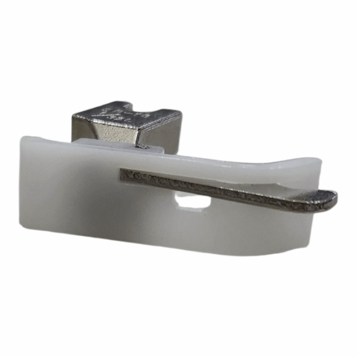 DÜZ MAKİNA BEYAZ OYNAR ÇIMA SOL PLASTİK TABANLI AYAK - 2