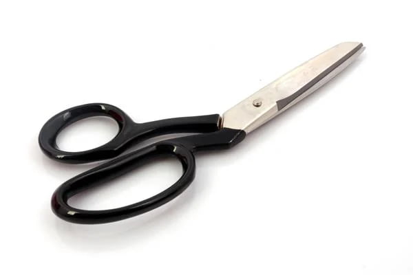 DEMİR SAPLI SİYAH VİDALI MAKAS 17.8CM